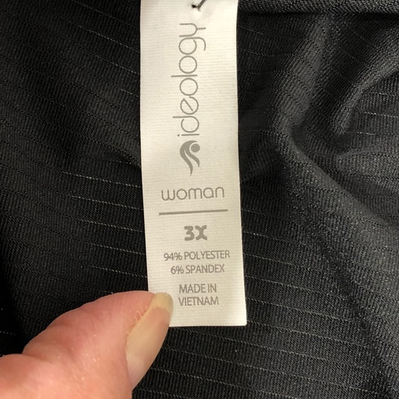 ideology Plus Size Perfect V-Neck Tee Size 3X - Picture 4 of 7